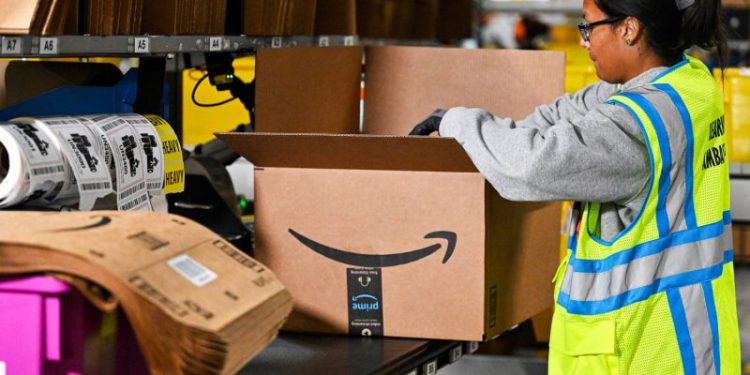 Amazon slashes another 16,000 jobs